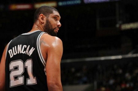 皇马双星闪耀圣马梅斯！库尔图瓦姆巴佩演绎不可阻挡与不可动摇（圣马梅斯见证皇马双核爆发：库尔图瓦稳如磐石，姆巴佩势不可当）