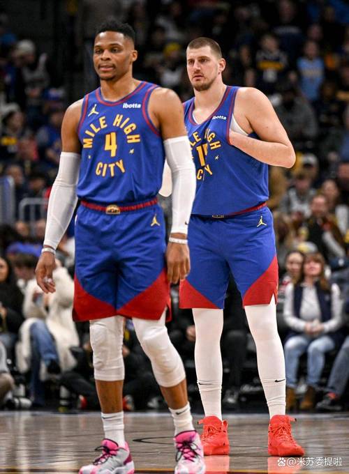 足球报：本土教练担纲国足主帅的可能性大增，邵佳一已报名（足球报：国足主帅本土化趋势明显，邵佳一已报名）