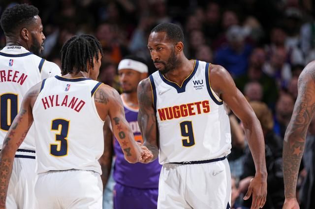 TF1节目：姆巴佩&德尚等人鼓励博格巴（TF1节目中：德尚、姆巴佩等人为博格巴加油鼓劲）