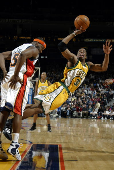 克氏之子的重生之路：从天才少年到隐形人再到巴萨青训新星（克氏之子的逆袭轨迹：从天才少年到默默无闻，再到巴萨青训新星）