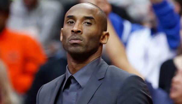 卡萨诺盛赞劳塔罗：他已经4年没去休假了，批评他的人真无知（卡萨诺力挺劳塔罗：连续四年未休假仍被质疑，批评者实在无知）